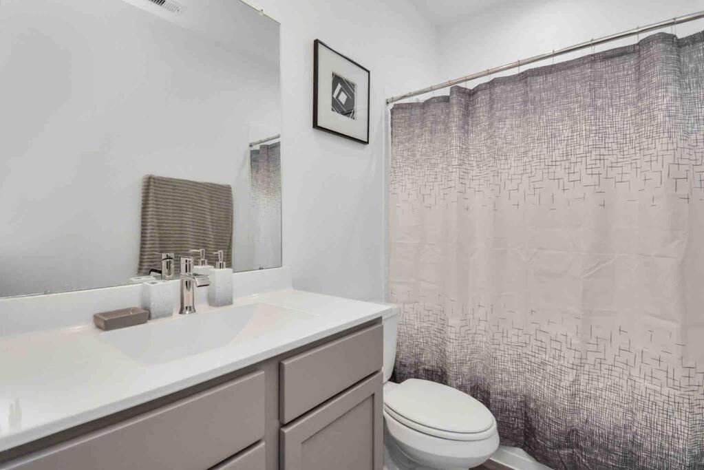 4Bedroom Escape - Near Med Center With Backyard Houston Eksteriør billede