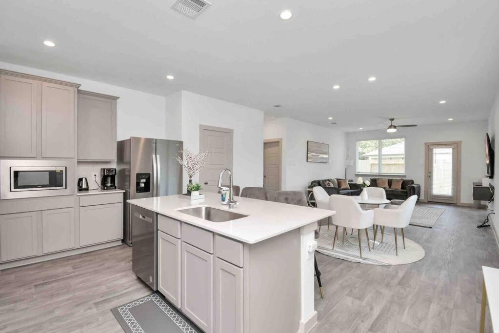 4Bedroom Escape - Near Med Center With Backyard Houston Eksteriør billede