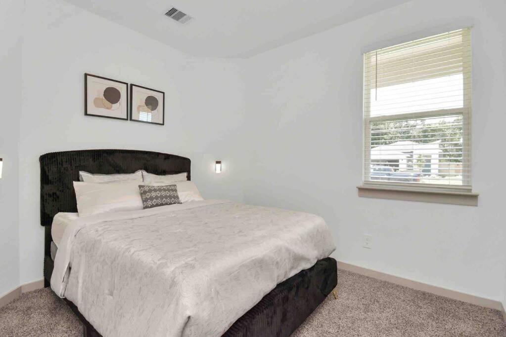 4Bedroom Escape - Near Med Center With Backyard Houston Eksteriør billede